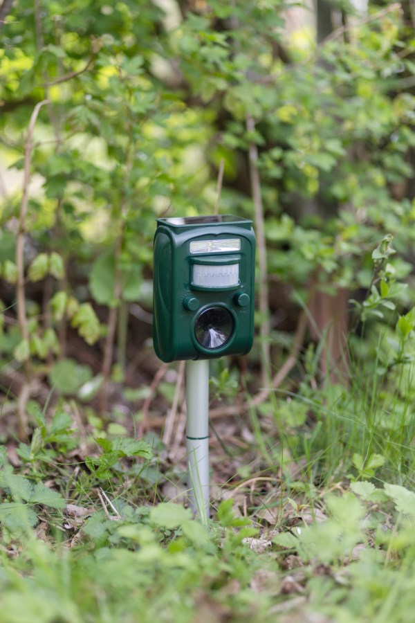 Kerbl - cit Ultraschall-Tiervertreiber SonicFlash mit integriertem Solarpanel