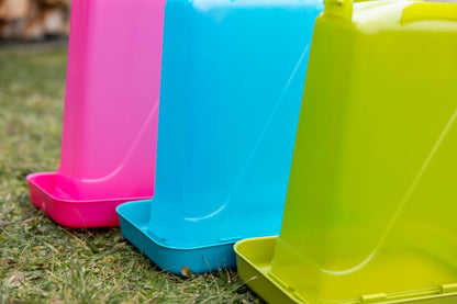 Kerbl Kunststofftränke mit Standfüßen